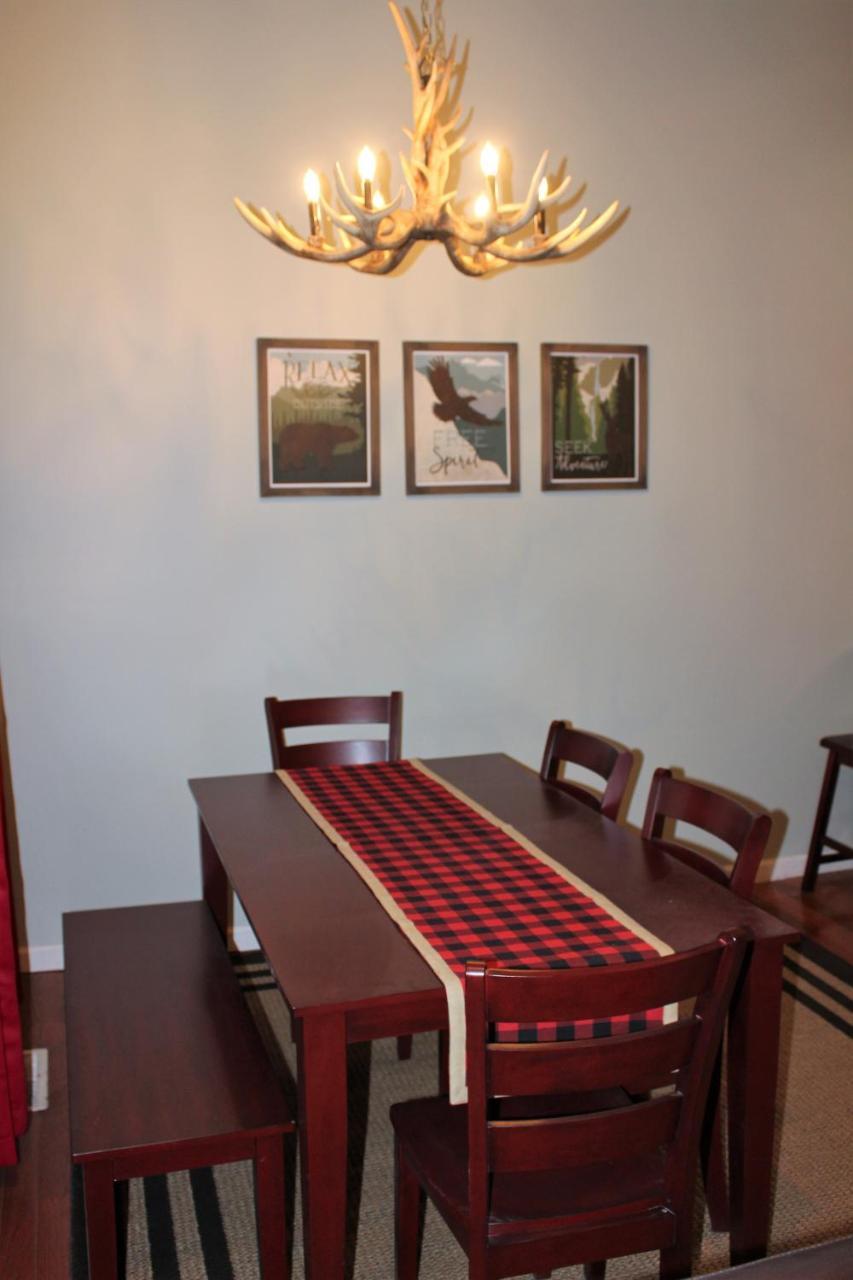 Spacious Downtown Condo Walking Distance To Downtown Gatlinburg Sleeps 6 Guests Ngoại thất bức ảnh